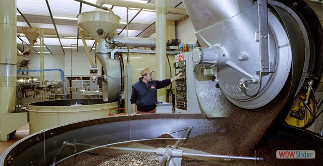 2 - Tostatura del caff - Coffee Roasting  Kaffeersterei -  Torrfaction du caf